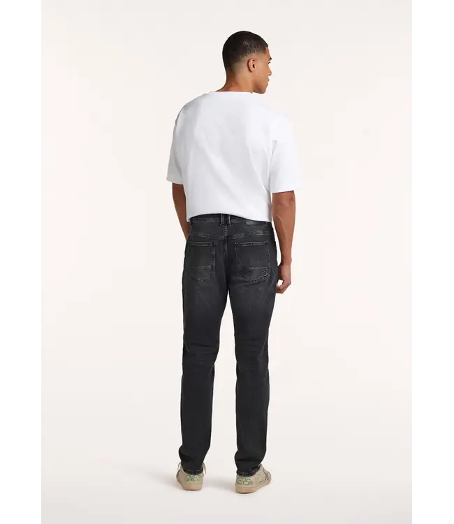 CIRCLE OF TRUST Circle of Trust Conner Hw26 64 2103 Concrete Black