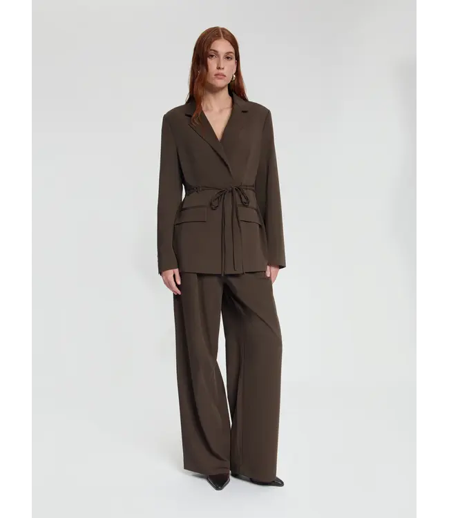 NOUS SOMMES LABELS Nous Sommes Labels Gabbie DW25012 Trousers Brown