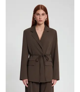 NOUS SOMMES LABELS Nous Sommes Labels Bessie DW26048 Tie Blazer Brown