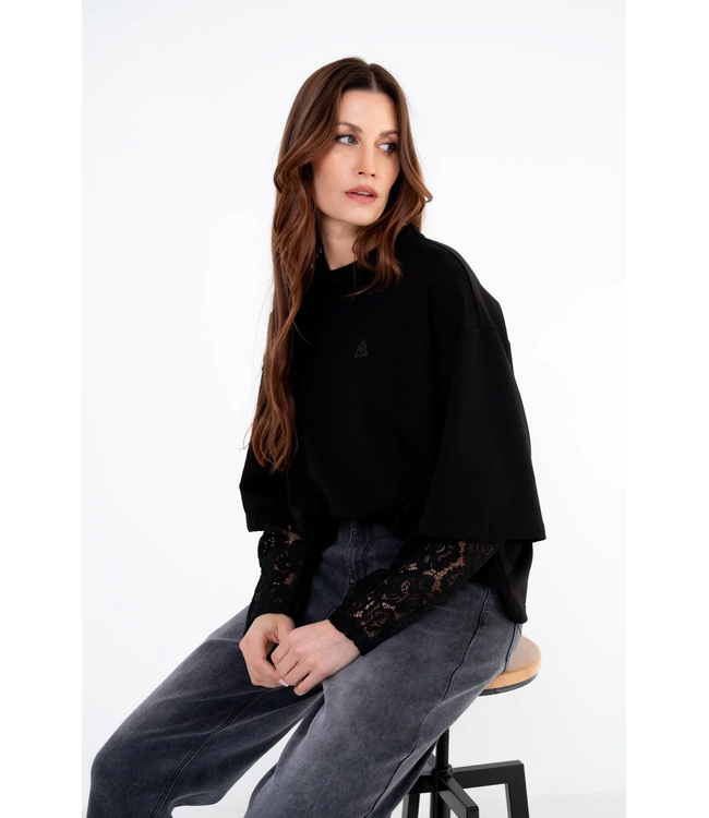 MAICAZZ Maicazz WI26.80.015 Ziva Sweater Black