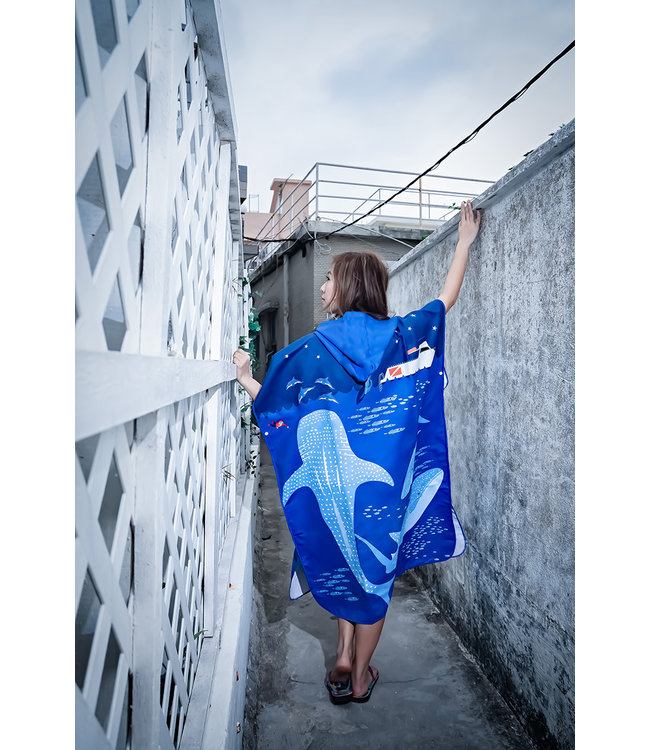 Oceanarium Poncho Whaleshark