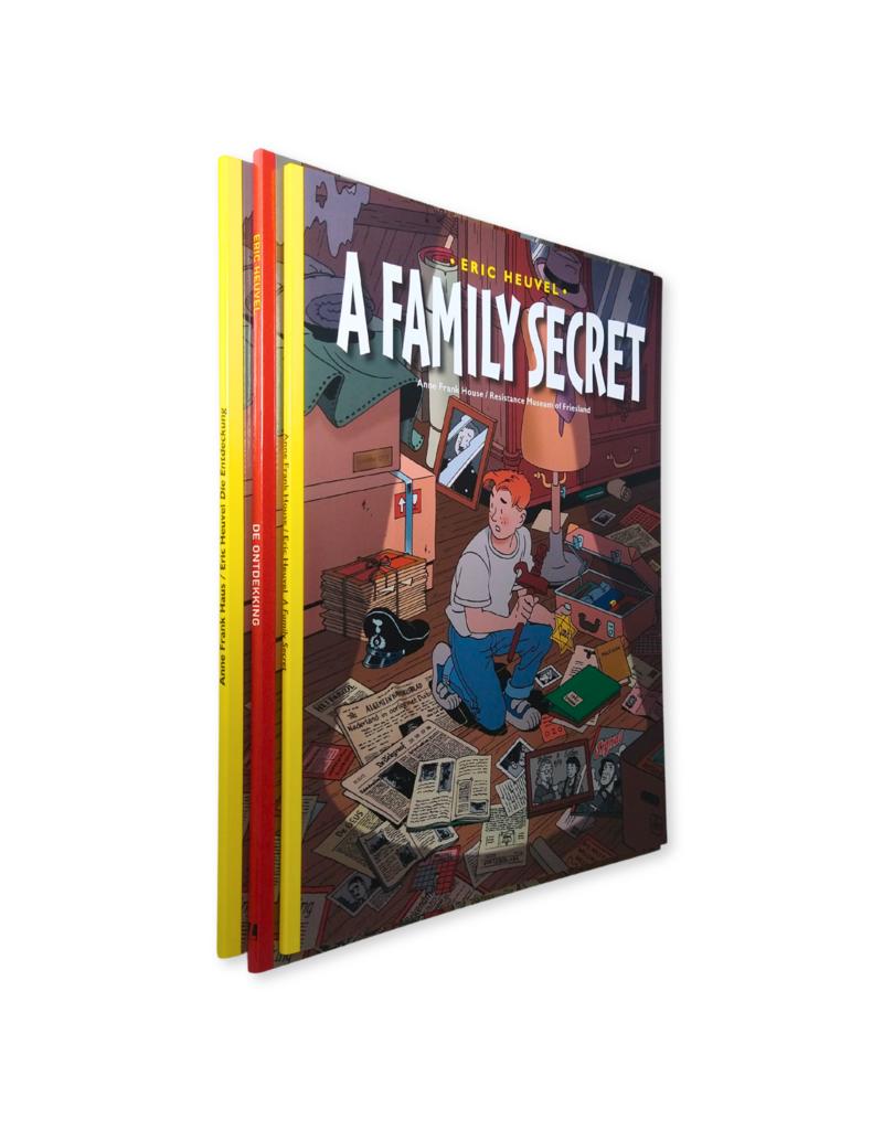 A Family Secret  - Graphic Novel (3 languages)