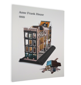 Cardboard model (7 languages)