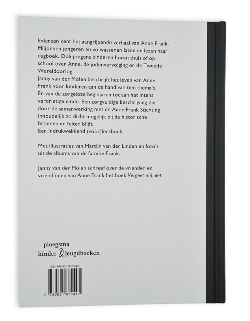 Outside it's War: Anne Frank and her world (2 languages)