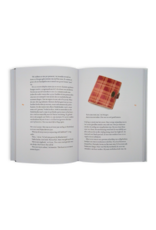 Outside it's War: Anne Frank and her world (2 Sprachen)