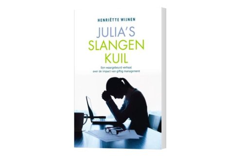 Henriëtte Wijnen Julia's slangenkuil Henriëtte Wijnen Julia's slangenkuil