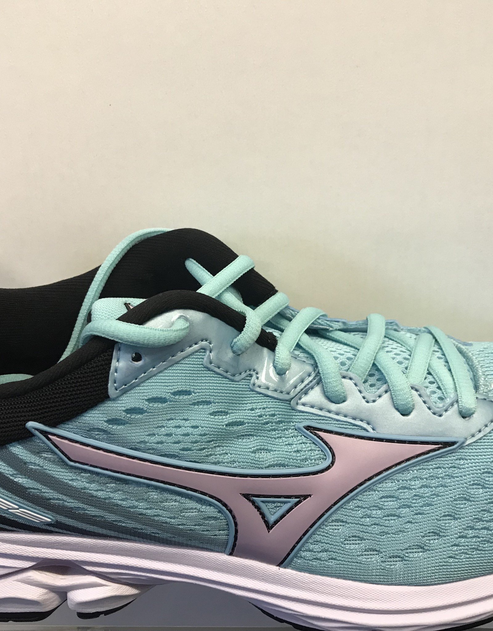 mizuno wave rider womens 9