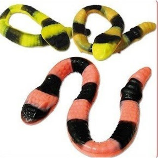 Trolli - Winegum Boa's 7 Stuks  /- 200 Gram