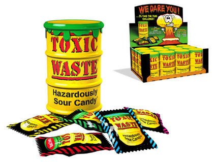 Toxic Waste Toxic Waste Sour Candy Drum 42 Gram 12 Stuks