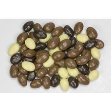 CandyOnline - Chocolade Amandelen Melk/Wit/Puur 200 Gram