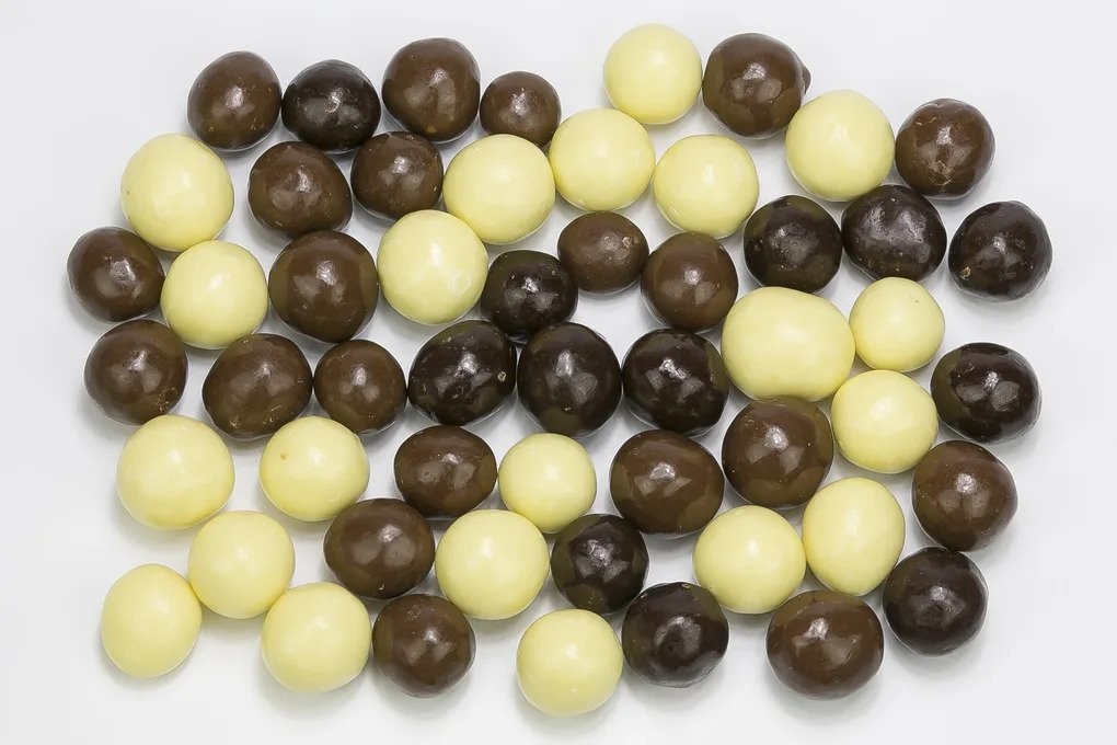 CandyOnline CandyOnline - Chocolade Hazelnoten Melk/Puur/Wit 200 Gram