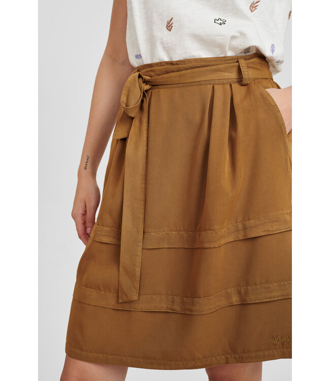 Coe skirt