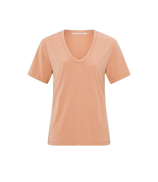 T-shirt with rounded V-neck