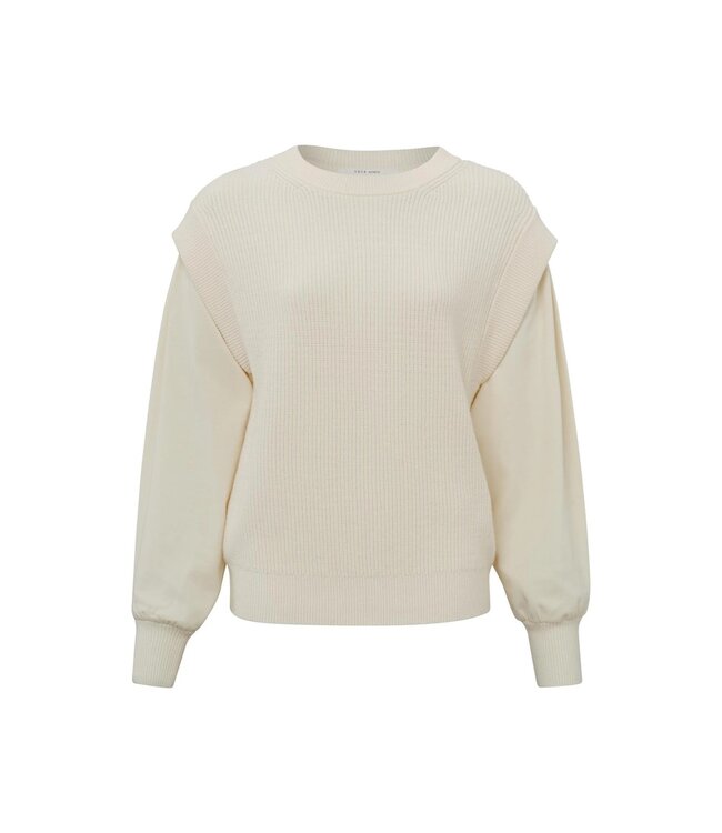 Sweater with round neck and rib detail