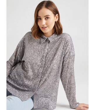 Aviana blouse buttons