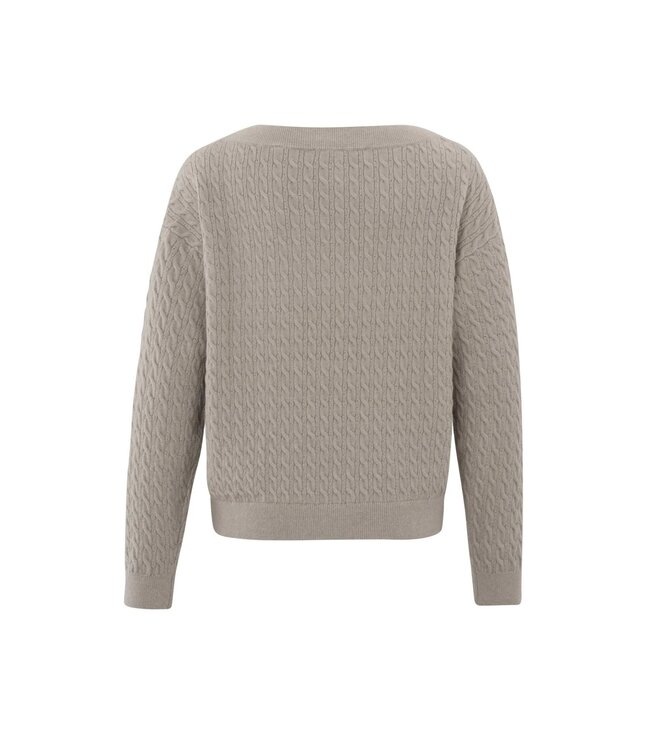 Boatneck sweater with cable