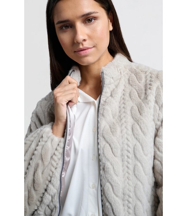 Short faux fur jacket