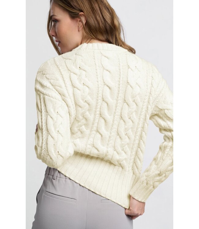 Cable sweater with rib