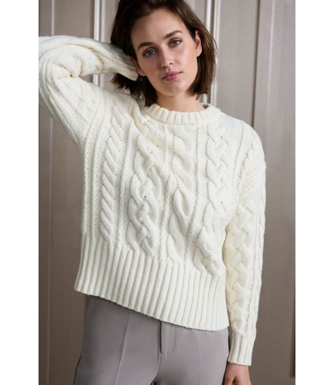 Cable sweater with rib