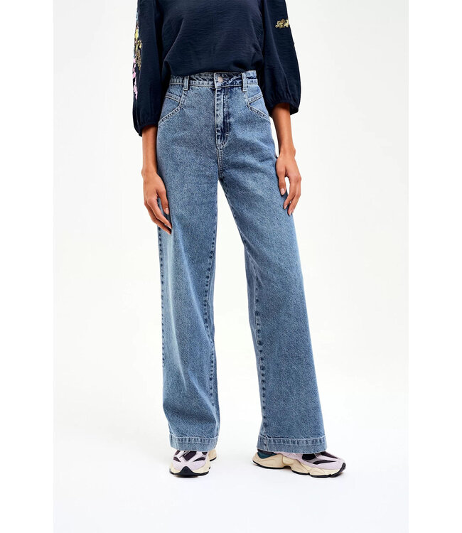 Jake Jeans - BLM