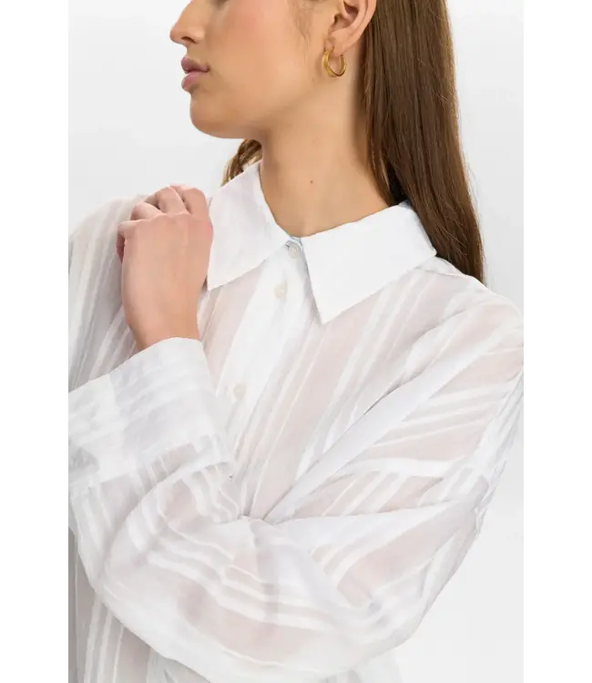 Halston shirt