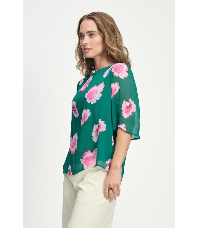 Top - Meadow flowers