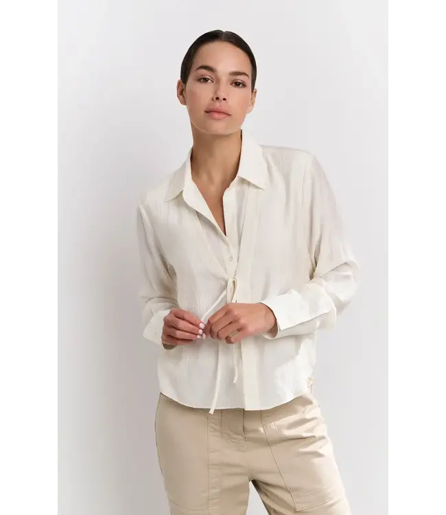 Layered texture blouse