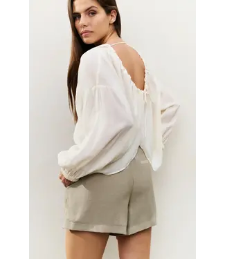 YAYA Crinkle top with low back