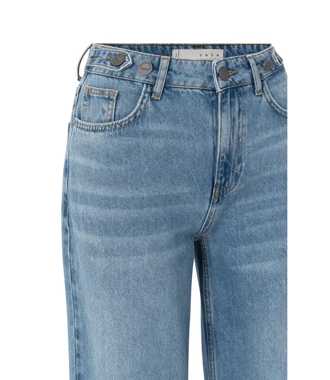 Loose fit denim with turned-up hem - Blue