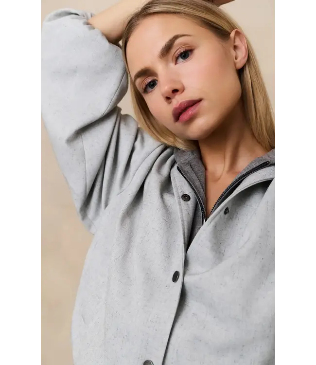 Oversized jacket balloon effect