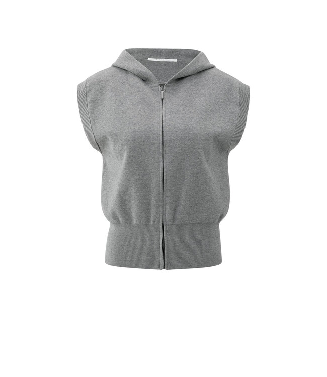 Sleeveless knitted hoodie with zip