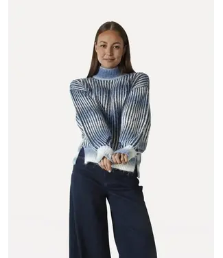 Another Label Daly knitted pull