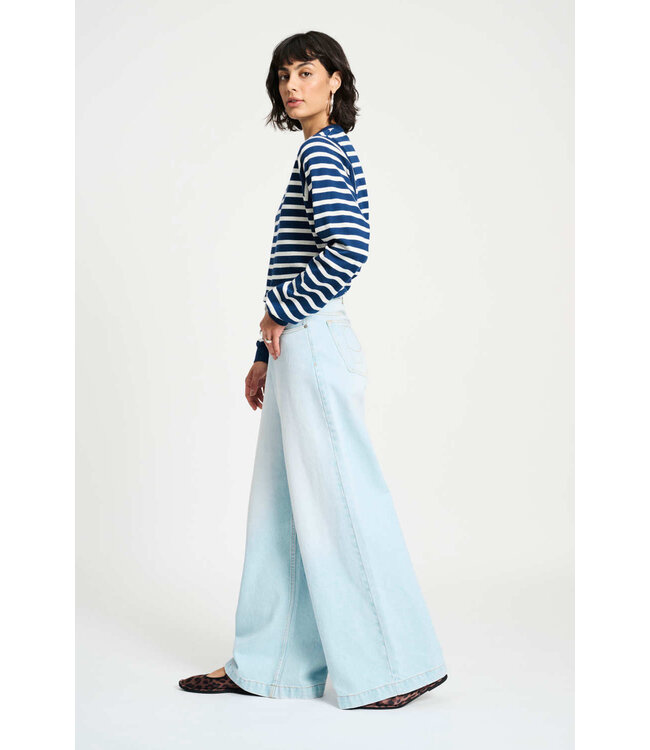 Baggy wide leg jeans