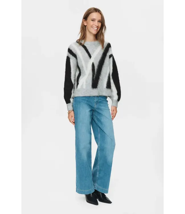 Suri brushed pattern pullover