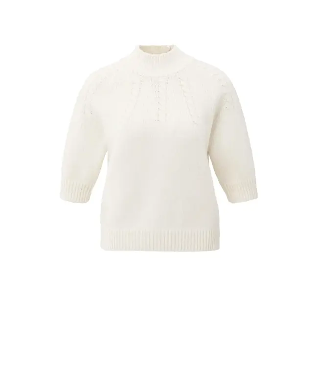 Cable knit with short sleeve