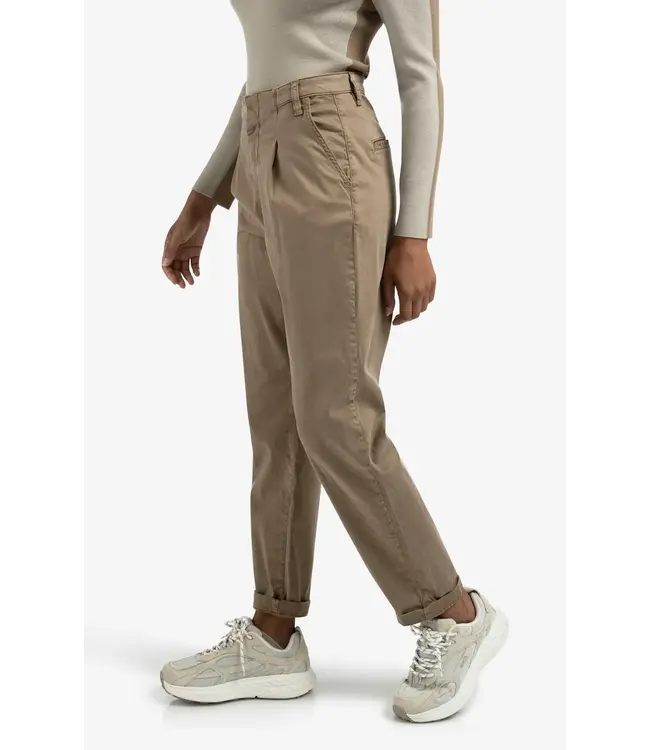 Woven loose fit chino