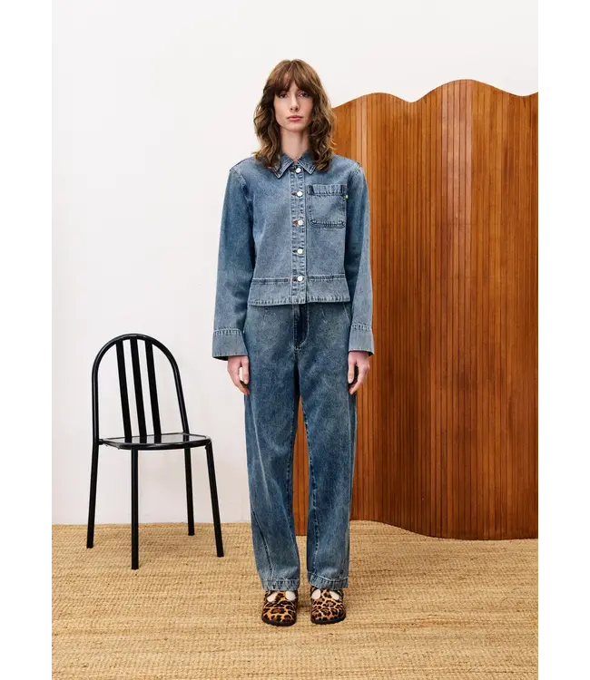 Arum jeans
