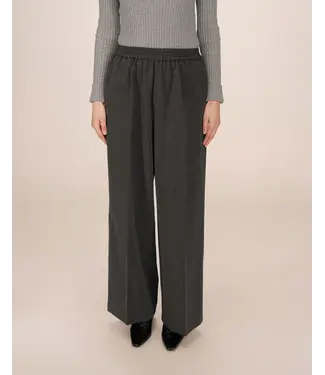Grace & Mila Sweeney pants