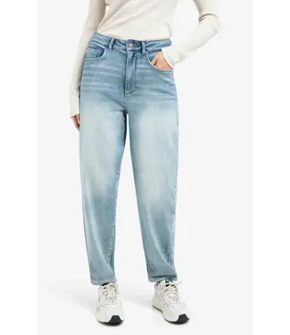 YAYA High-waist jeans met losvallende pasvorm en lichte wassing