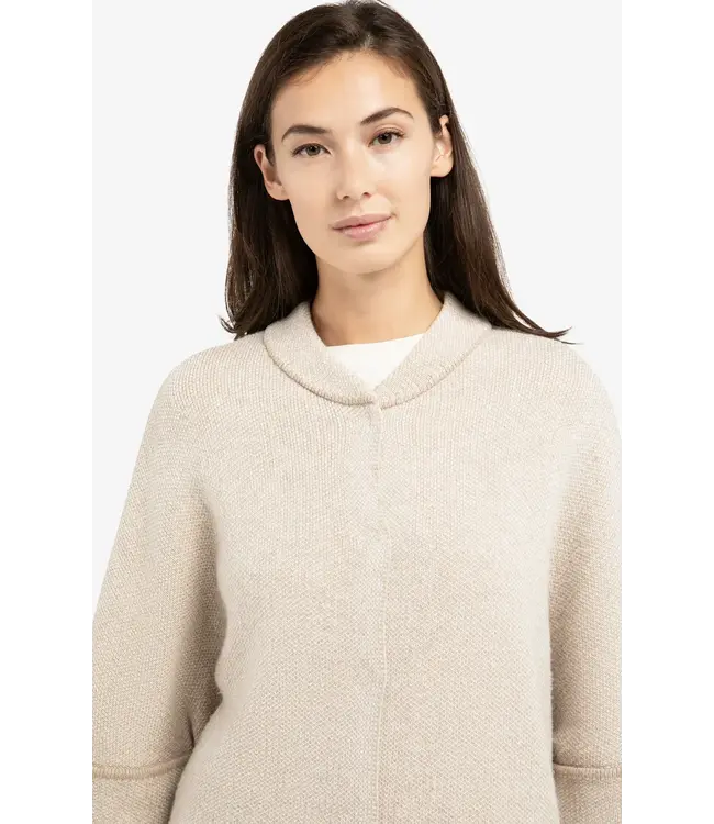 Grofgebreid poncho-vest met ronde zoom