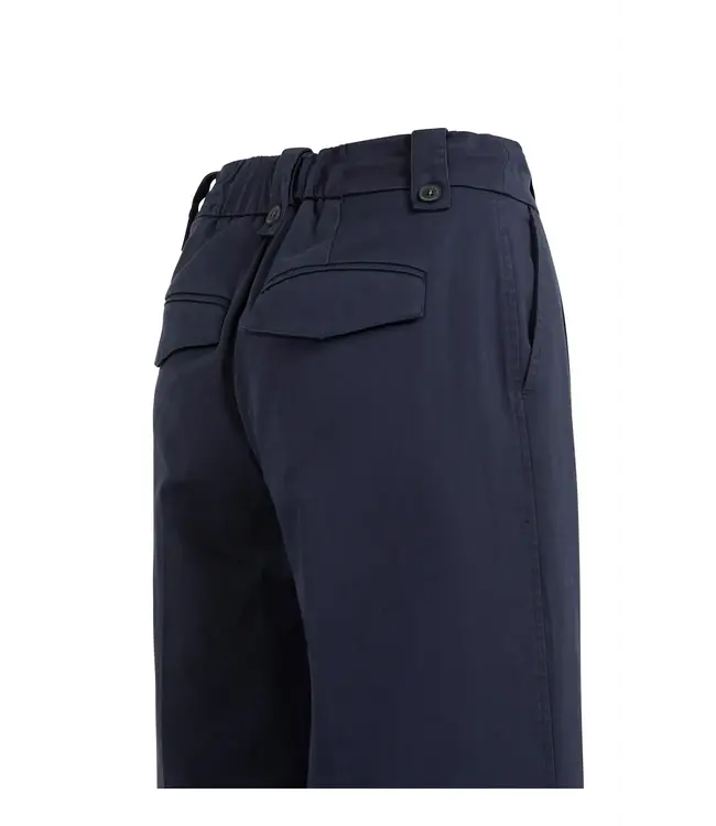 Broek met plooien, wijde pijpen en strikkoord in de taille