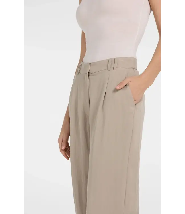 Woven wide leg trousers - L32