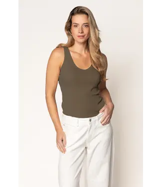 Simple Ribby top - Army green
