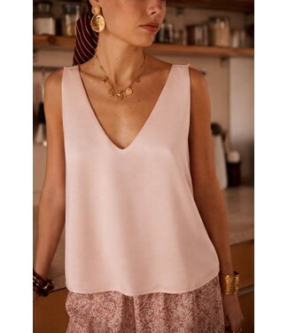 -- Oversized satijnlook top