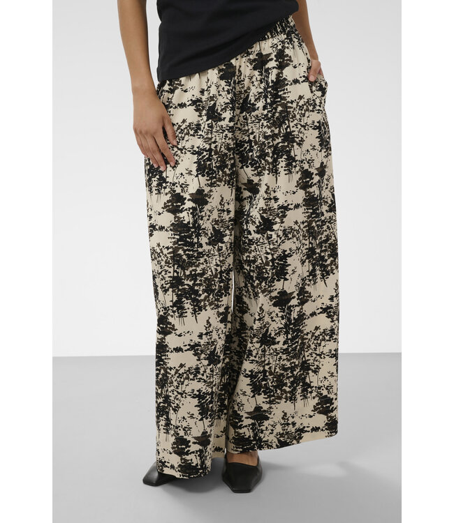 Naelle printed pants