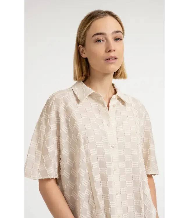 Short sleeve jaquard blouse