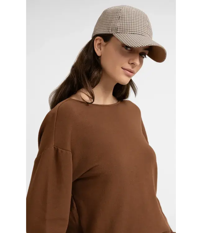 Sweatshirt knotted back