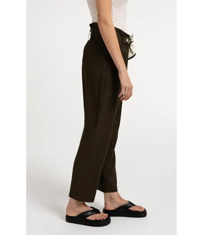 High waist trousers with scarf
