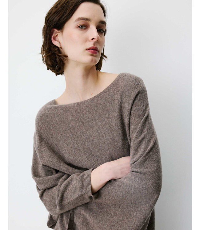 Adela oversized pull