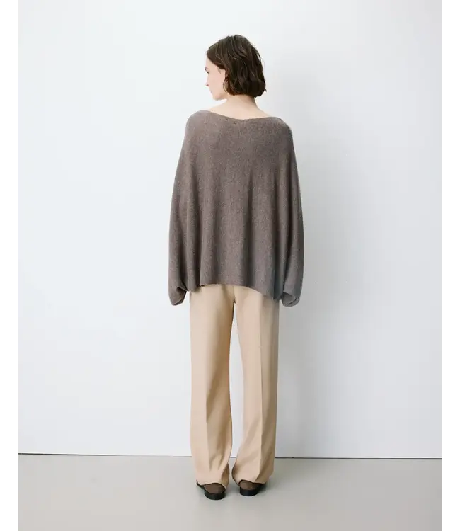 Adela oversized pull